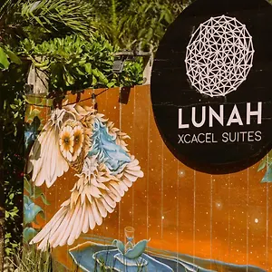https://lunah-xcacel-suites.quintano-roohotels.com